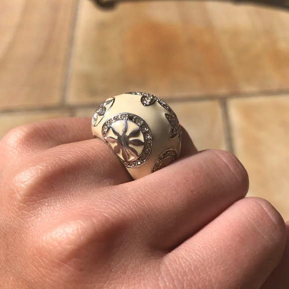 Jewelry - Cream Cocktail Ring